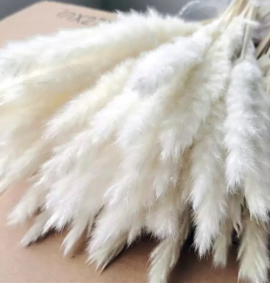 Dirbtinių smilgų puokštė