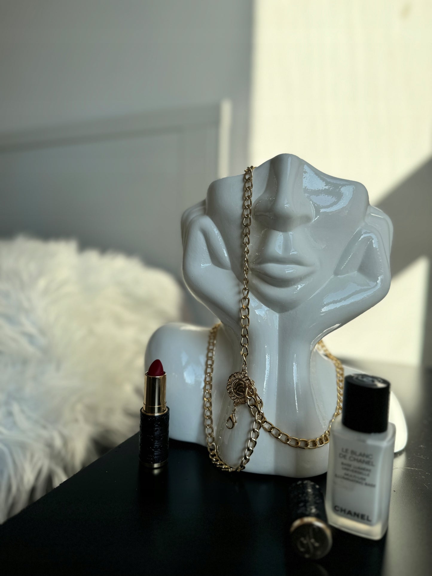 Minimalistinio dizaino vaza "Lady"